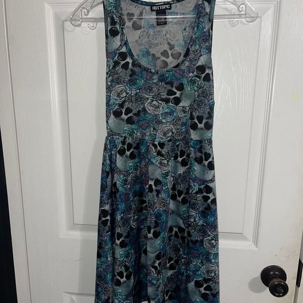 Hot-topic Women's Skater Dress Size XS Skull Floral